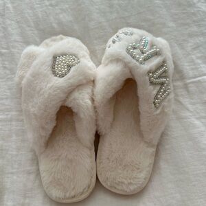 MRS. Bride to be / bridal Fuzzy White Slippers with Pearl Accents